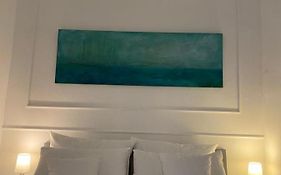 Apartment 229